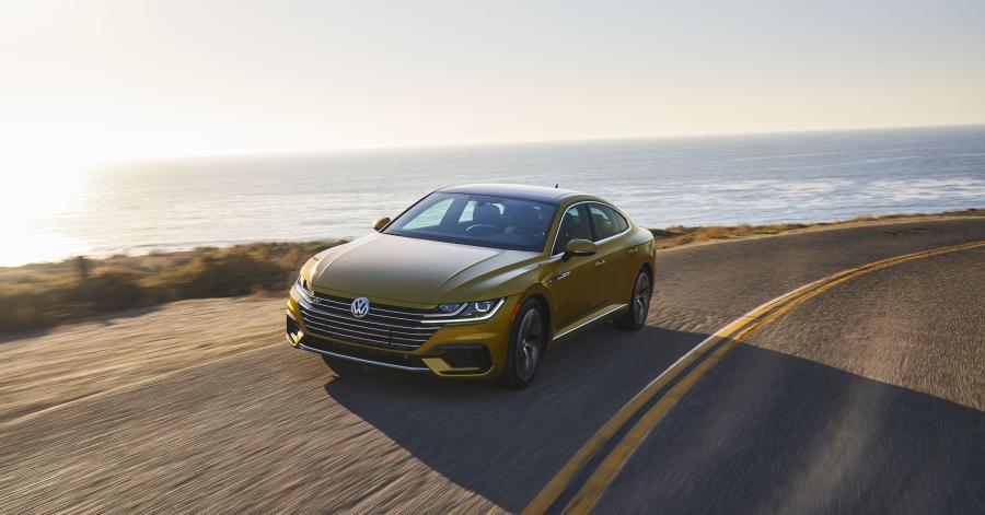  Volkswagen Arteon 4Motion R-Line 2019 года  (NA) (фото 27 из 40)
